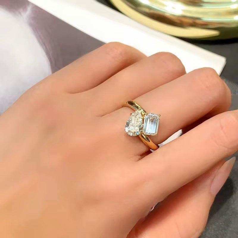 Duo Lumière — pierścionek z 2 diamentami laboratoryjnymi