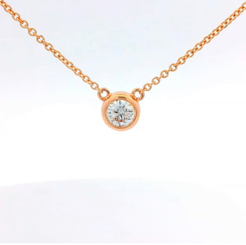 Delikatna zawieszka z 2ct diamentem laboratoryjnym w złocie próby 585
