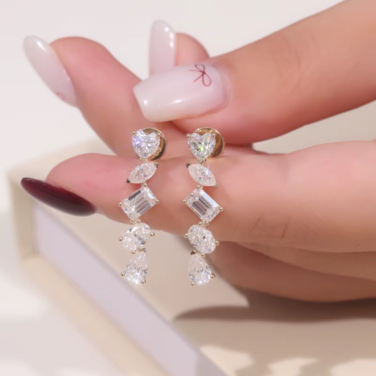 Kolczyki z diamentami laboratoryjnym 4,46ct w złocie 585