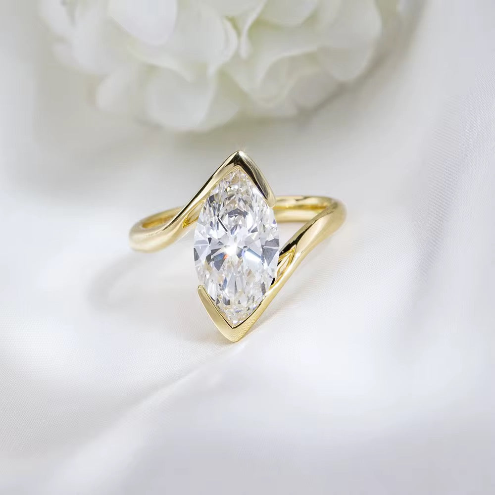 Pierścionek z 3 karatowym diamentem laboratoryjnym w złocie 750 (18K)